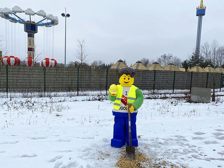 Der Spatenstich für den neuen Themenbereich im LEGOLAND Deutschland mit actionreicher Achterbahn fand bereits Anfang des Jahres statt. (©foto: Legoland)